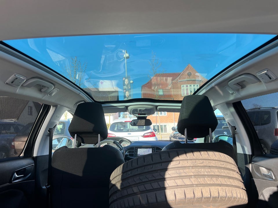 Peugeot 308 1,5 BlueHDi 130 Selection Sky SW 5d