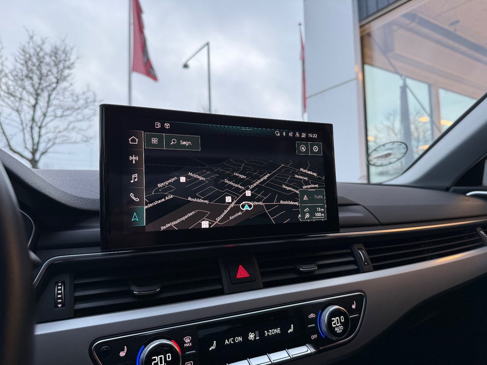 Audi A4 40 TFSi Advanced Prestige Tour plus S-tr. 4d