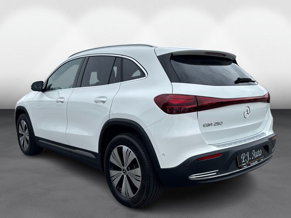 Mercedes EQA250 Progressive 5d