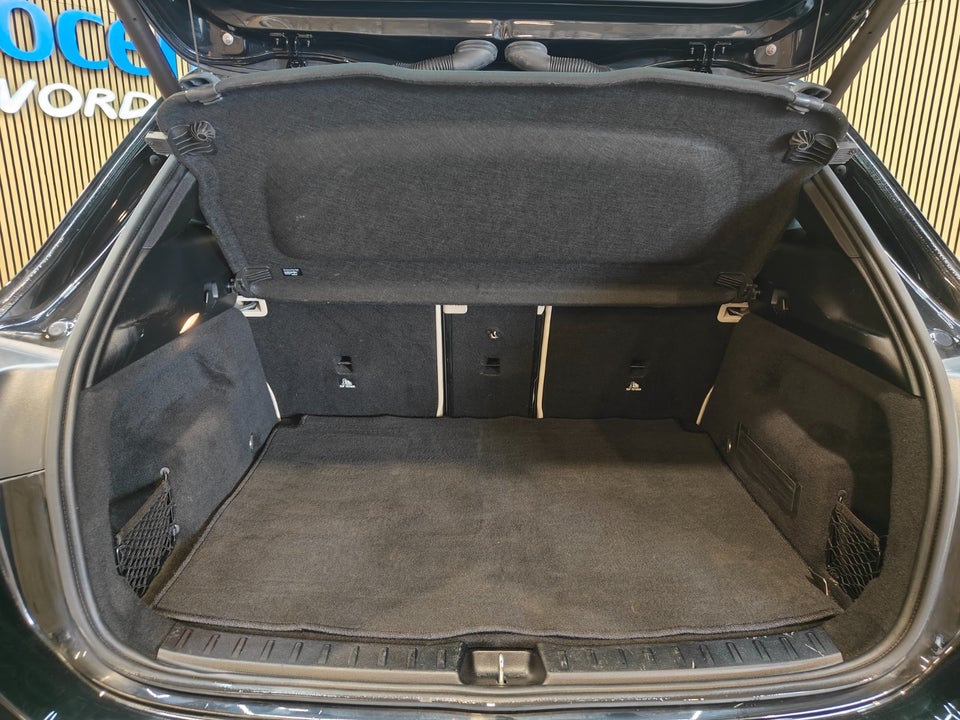 Mercedes EQA350 Progressive 4Matic 5d