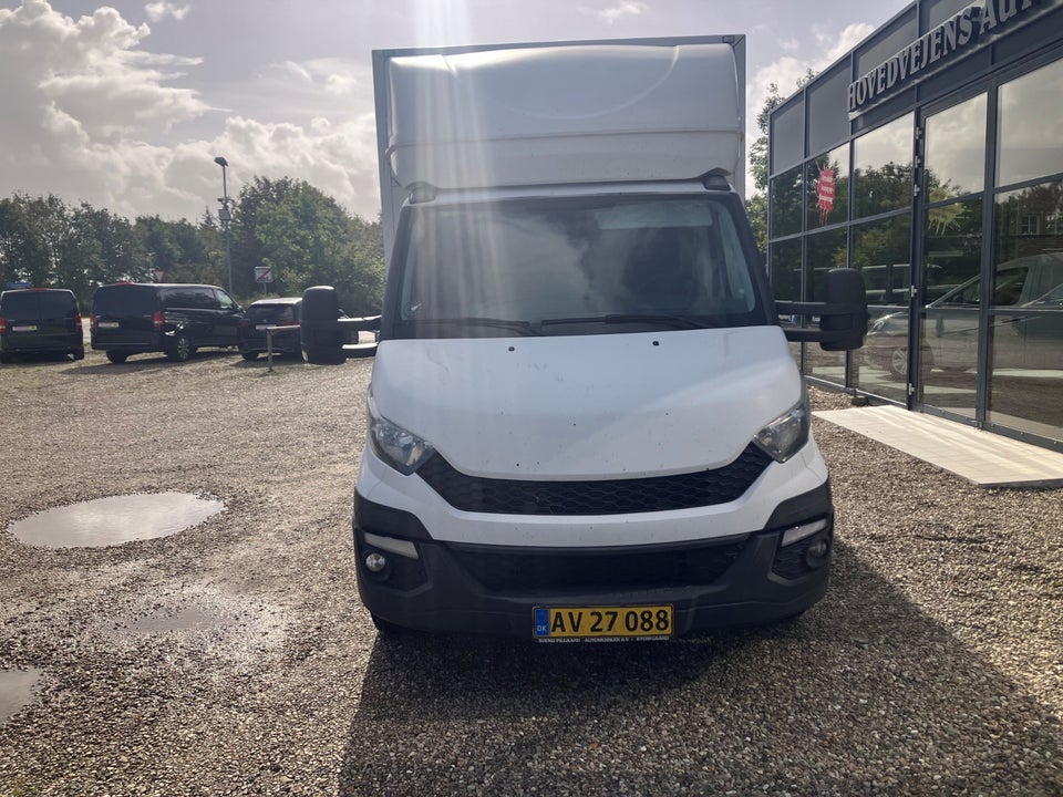 Iveco Daily 2,3 35S15 Alukasse m/lift 2d