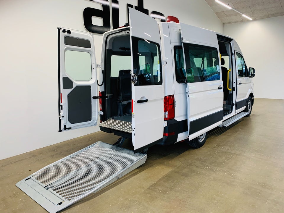 VW Crafter 35 2,0 TDi 140 Kombi aut.