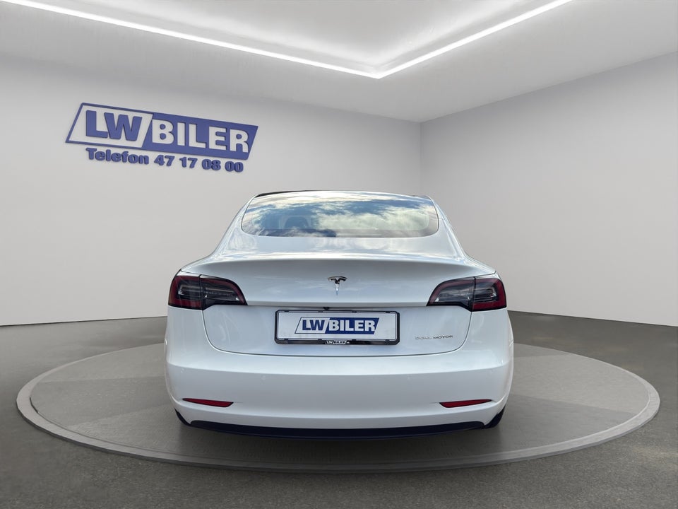 Tesla Model 3 Long Range AWD 4d