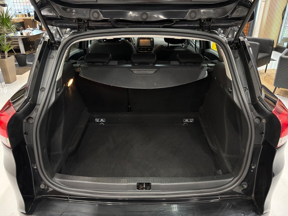 Renault Clio IV 1,5 dCi 90 Limited Sport Tourer 5d