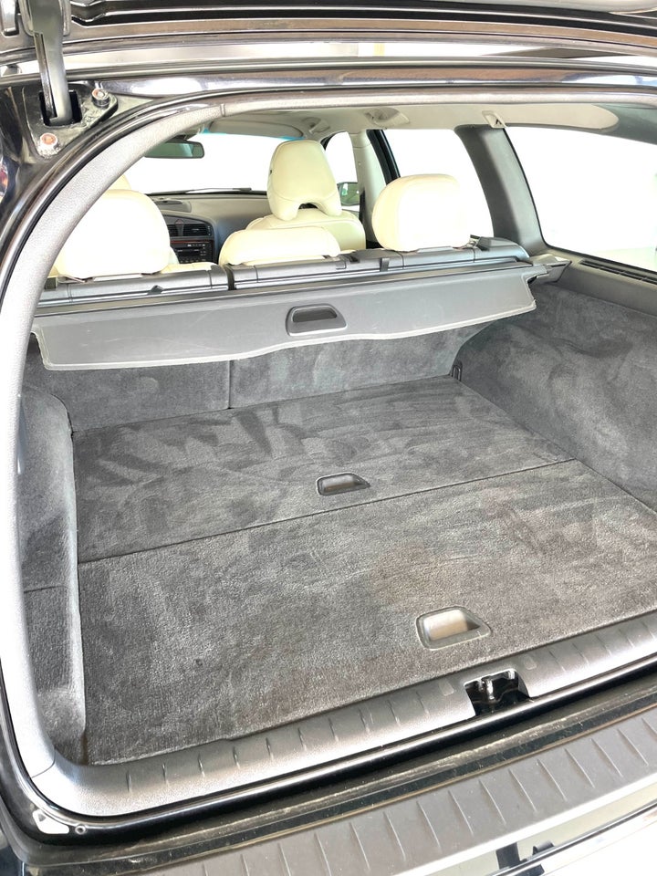 Volvo V70 2,5 T5 aut. Limited 5d