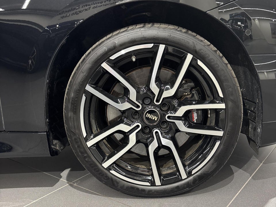 MINI Cooper SE JCW Trim XL 3d
