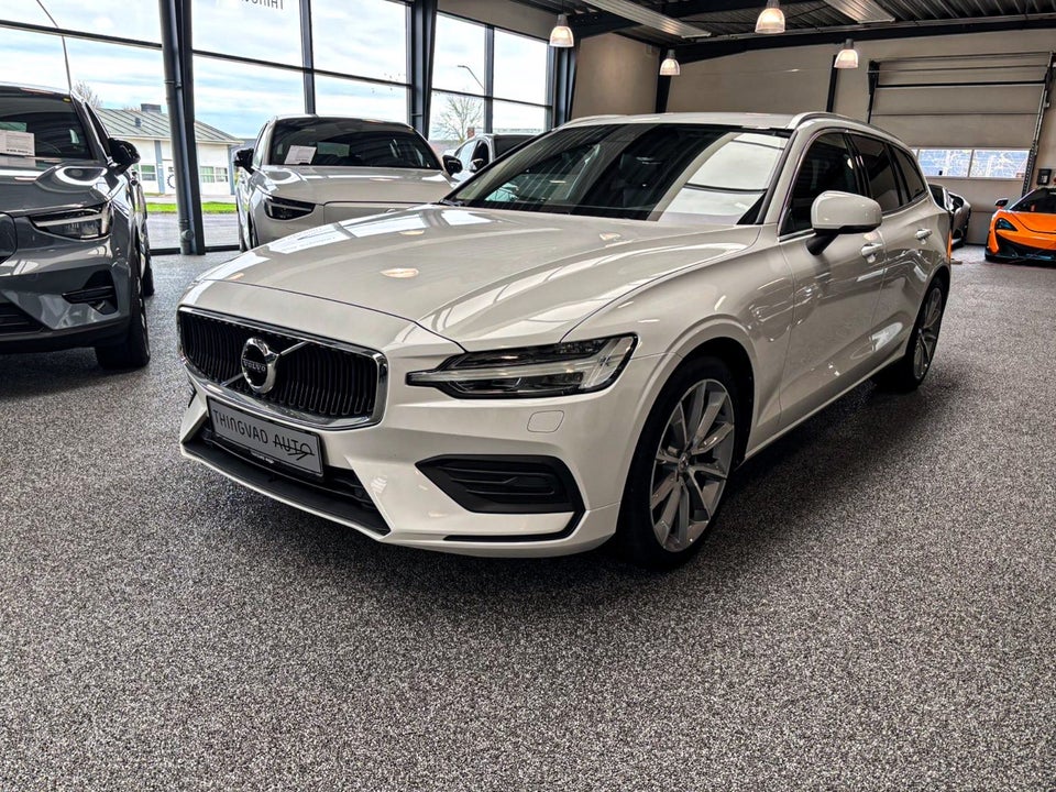Volvo V60 2,0 T4 190 Momentum aut. 5d
