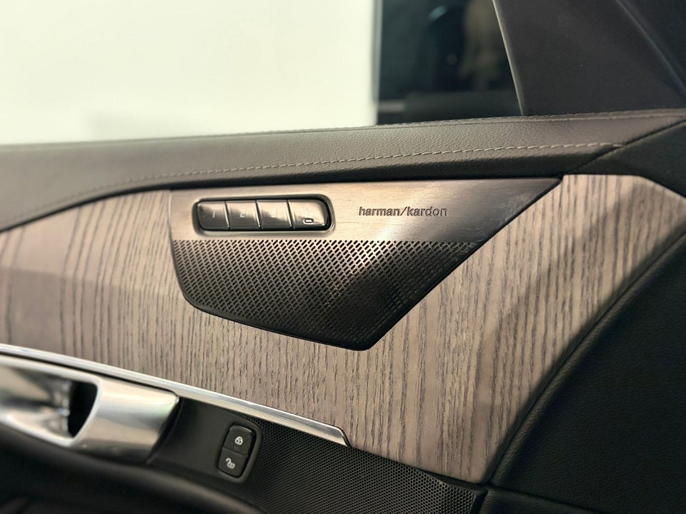Volvo XC90 2,0 T8 ReCharge Plus Bright aut. AWD 7prs 5d