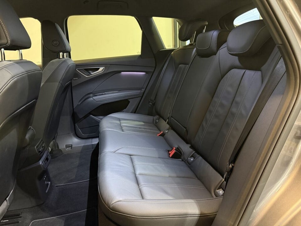 Audi Q4 e-tron 45 S-line 5d