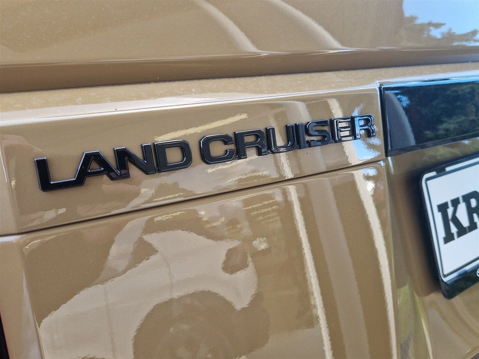 Toyota Land Cruiser 2,8 D-4D T4 aut. 5d