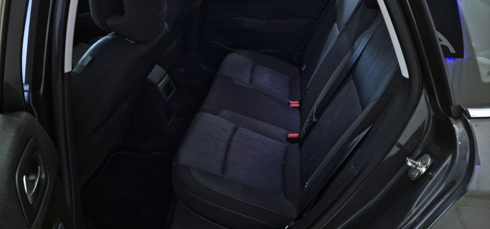 Citroën C4 1,6 BlueHDi 120 Seduction 5d