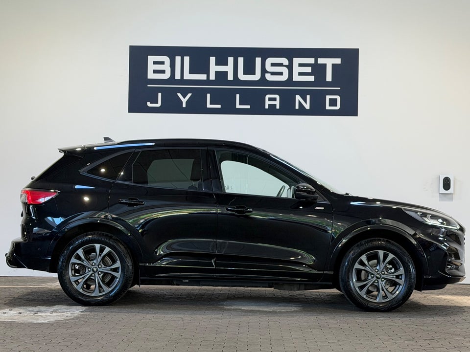 Ford Kuga 2,5 PHEV ST-Line X CVT 5d