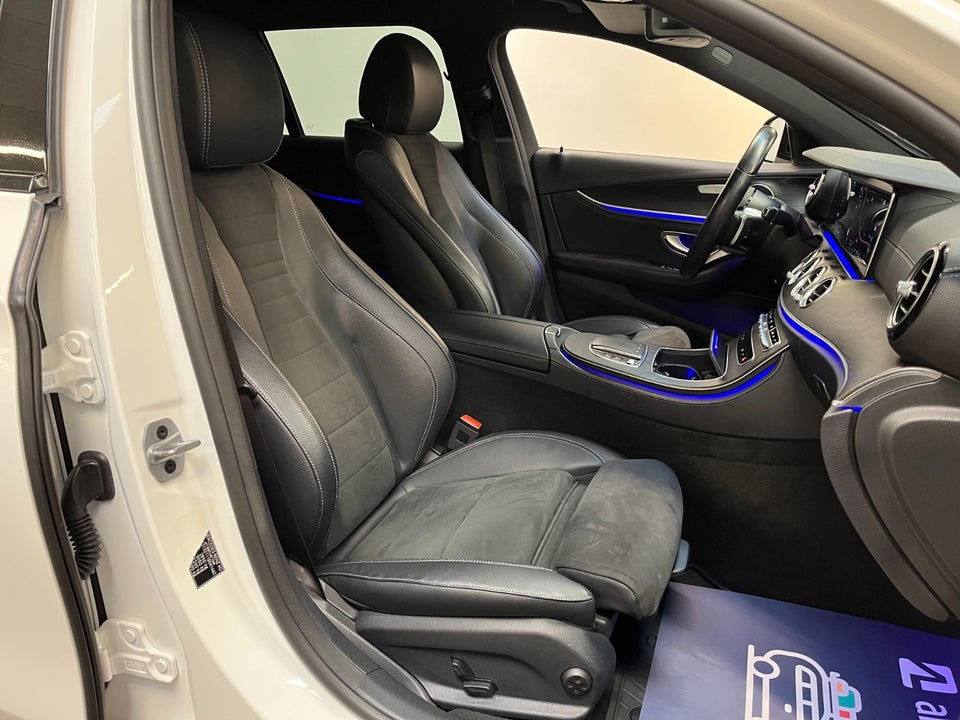 Mercedes E300 de 2,0 AMG Line stc. aut. 5d