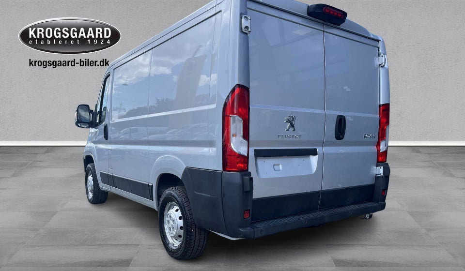 Peugeot Boxer 330 2,2 BlueHDi 120 L1H1 Premium