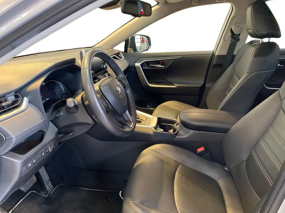 Toyota RAV4 2,5 Hybrid H3 Comfort MDS 5d