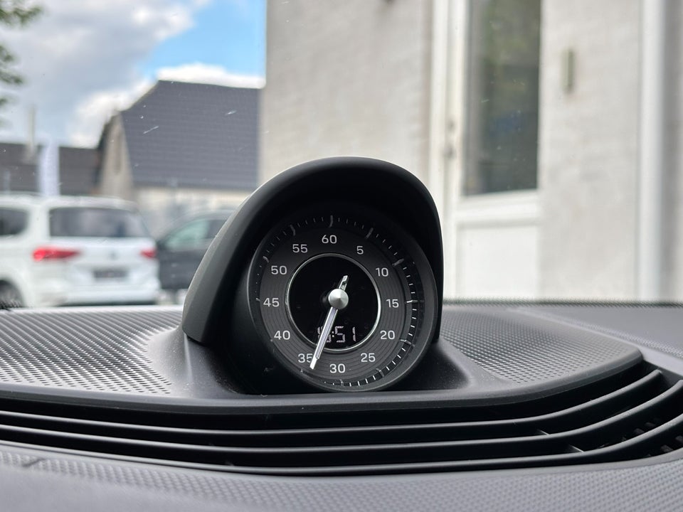 Porsche Taycan 4 Performance+ Cross Turismo 5d