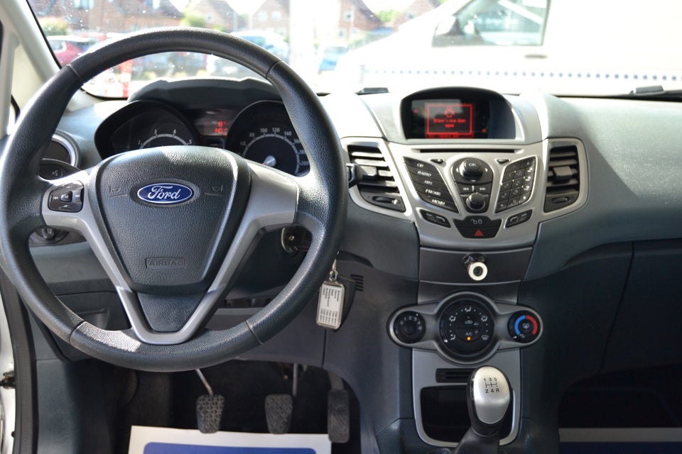 Ford Fiesta 1,25 60 Ambiente 5d
