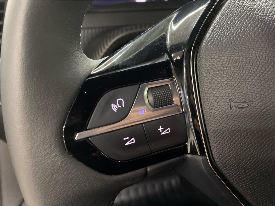 Peugeot e-2008 50 Allure 5d