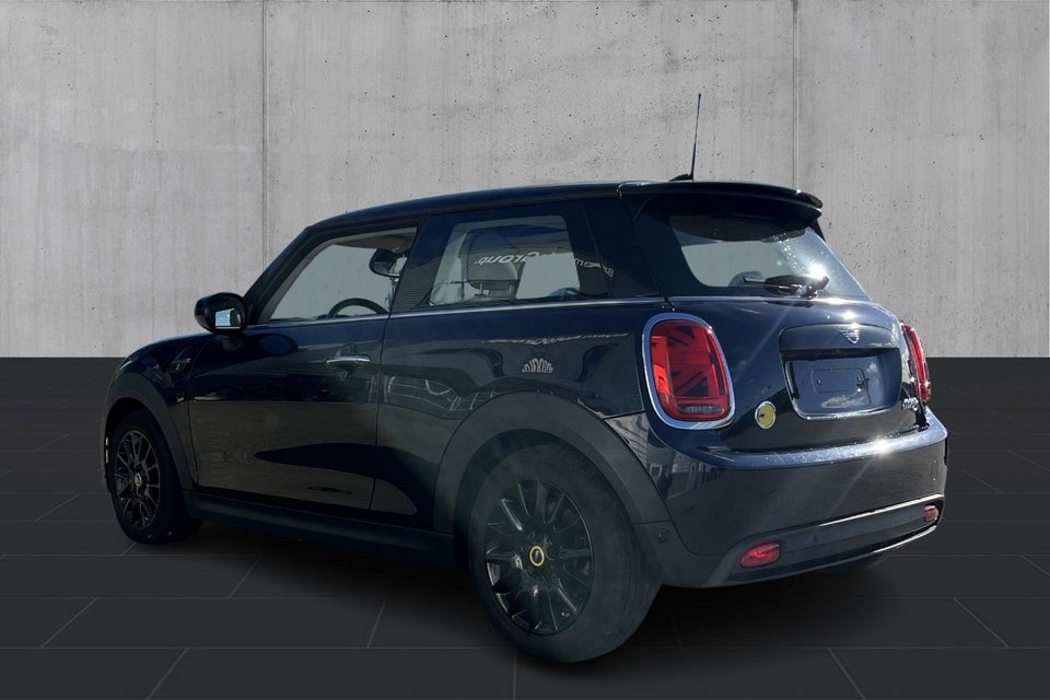 MINI Cooper SE Classic Trim 3d