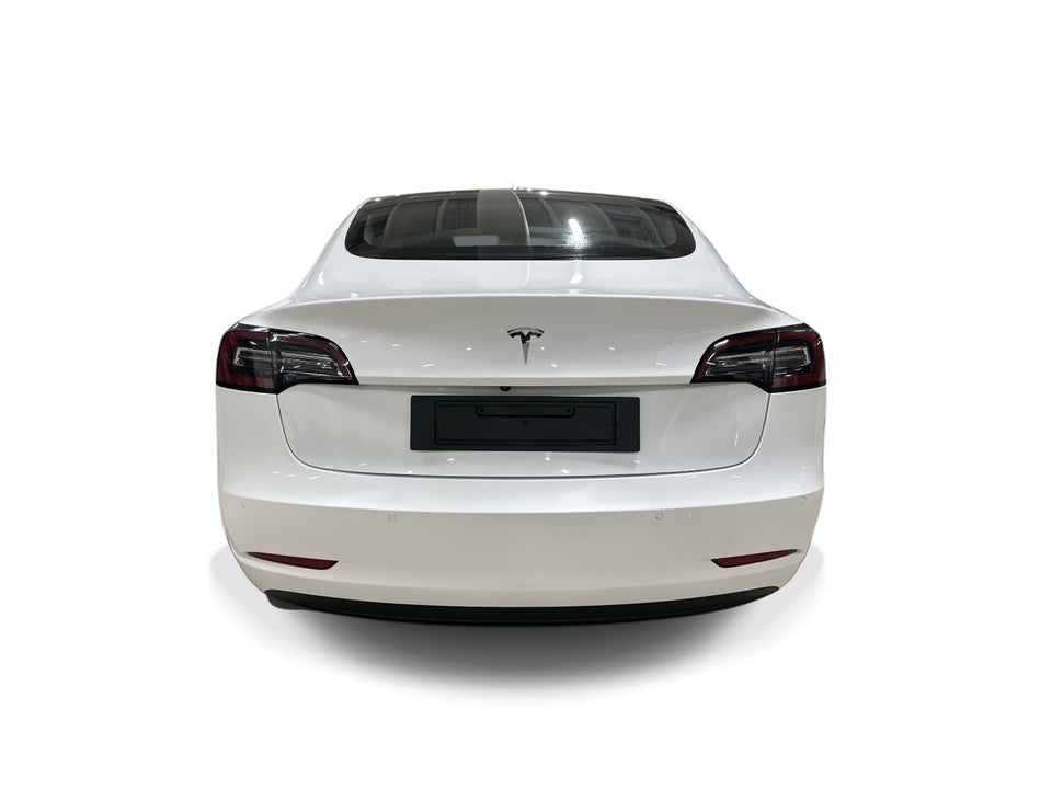 Tesla Model 3 Standard Range+ RWD 4d