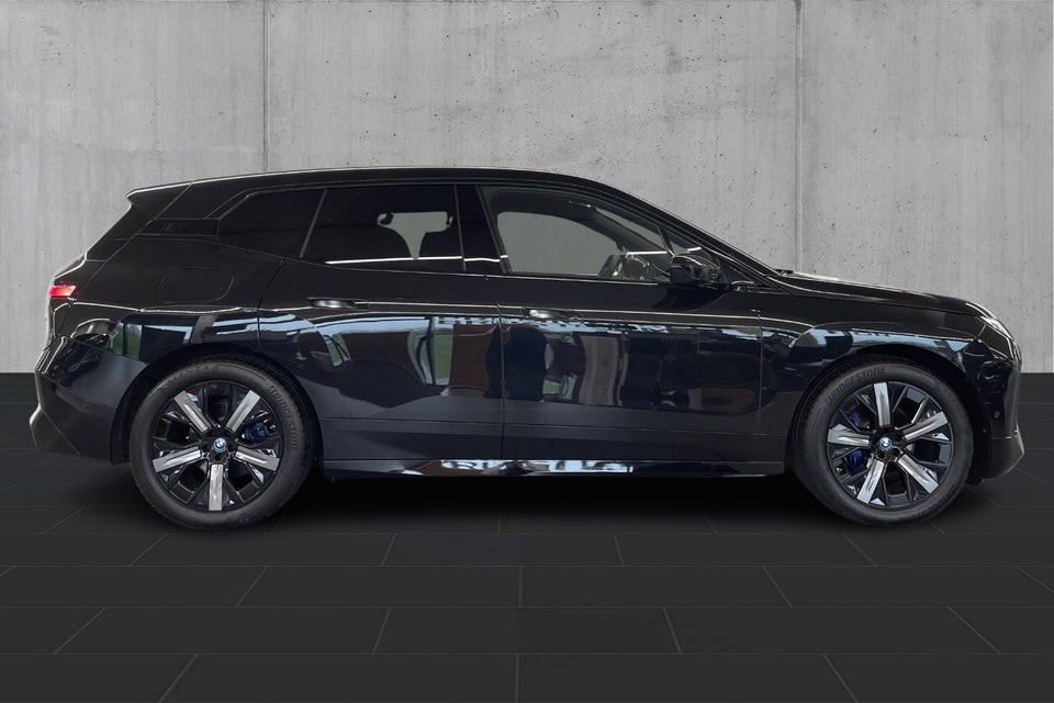 BMW iX xDrive40 Super Charged 5d