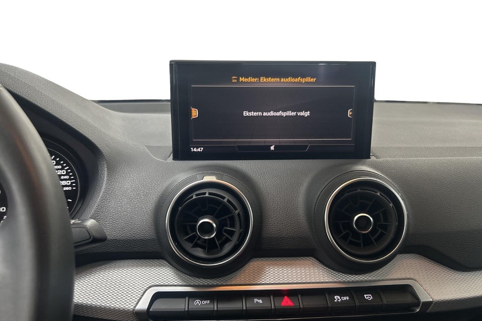 Audi Q2 35 TFSi Prestige S-tr. 5d