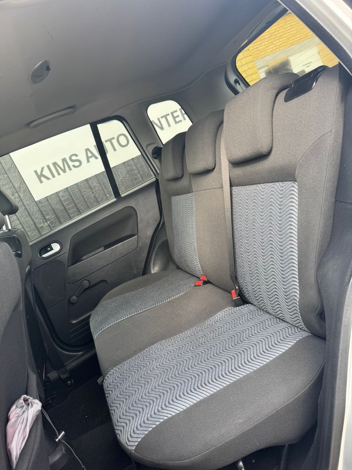 Ford Fusion 1,6 Trend aut. 5d