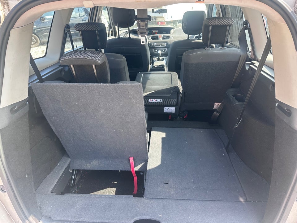 Renault Grand Scenic III 1,6 dCi 130 Dynamique 7prs 5d