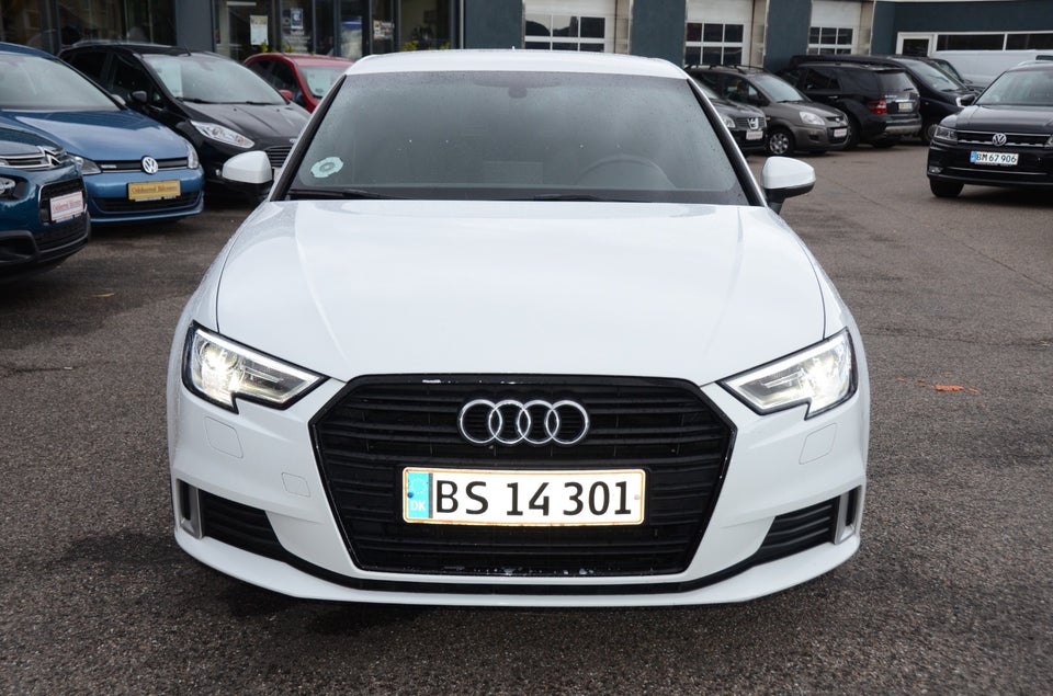 Audi A3 35 TFSi Sport Limited Sportback S-tr. 5d