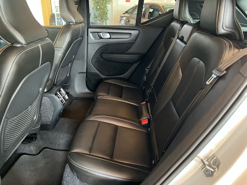 Volvo XC40 2,0 D4 190 Inscription aut. AWD 5d