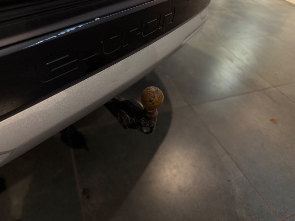 Audi Q4 e-tron 40 Advanced 5d