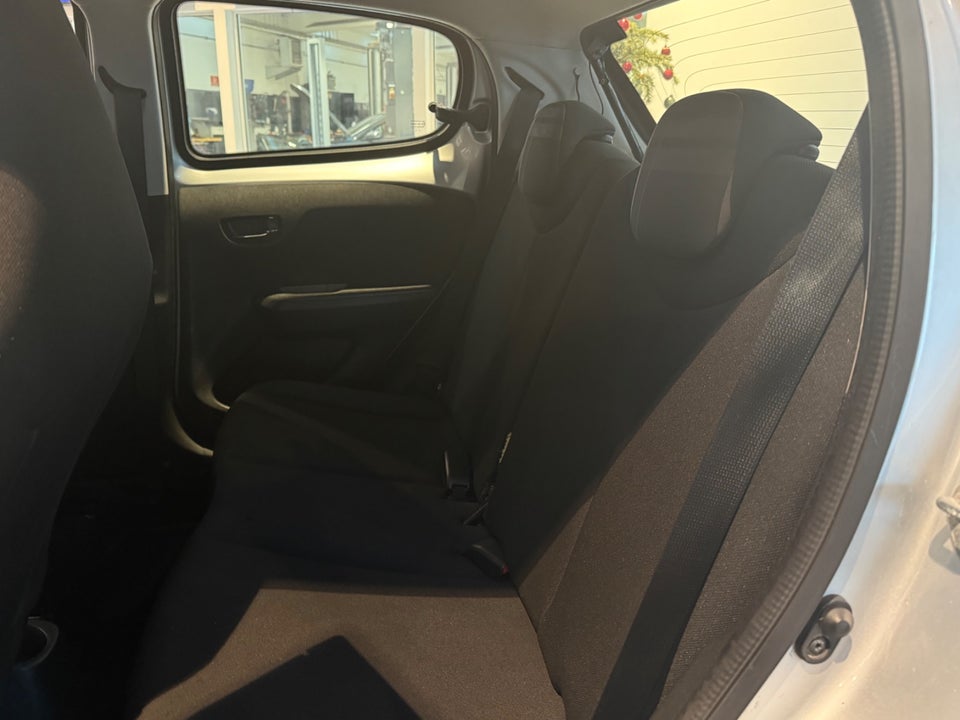 Peugeot 108 1,0 e-VTi 69 More 5d