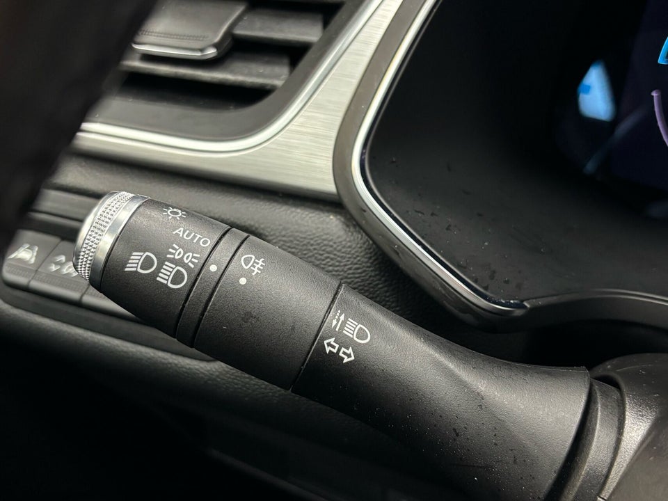 Renault Captur 1,6 E-Tech Intens 5d