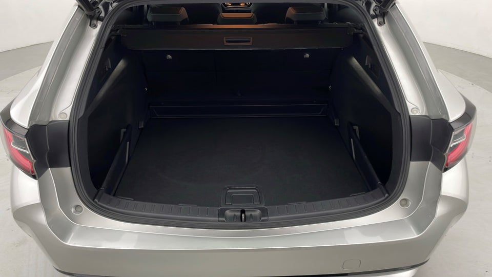 Toyota Corolla 1,8 Hybrid Active Premium MDS 5d