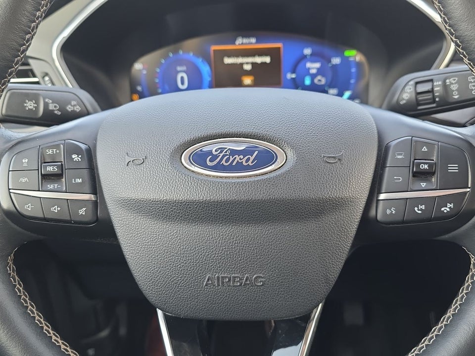 Ford Kuga 2,5 PHEV Vignale CVT 5d