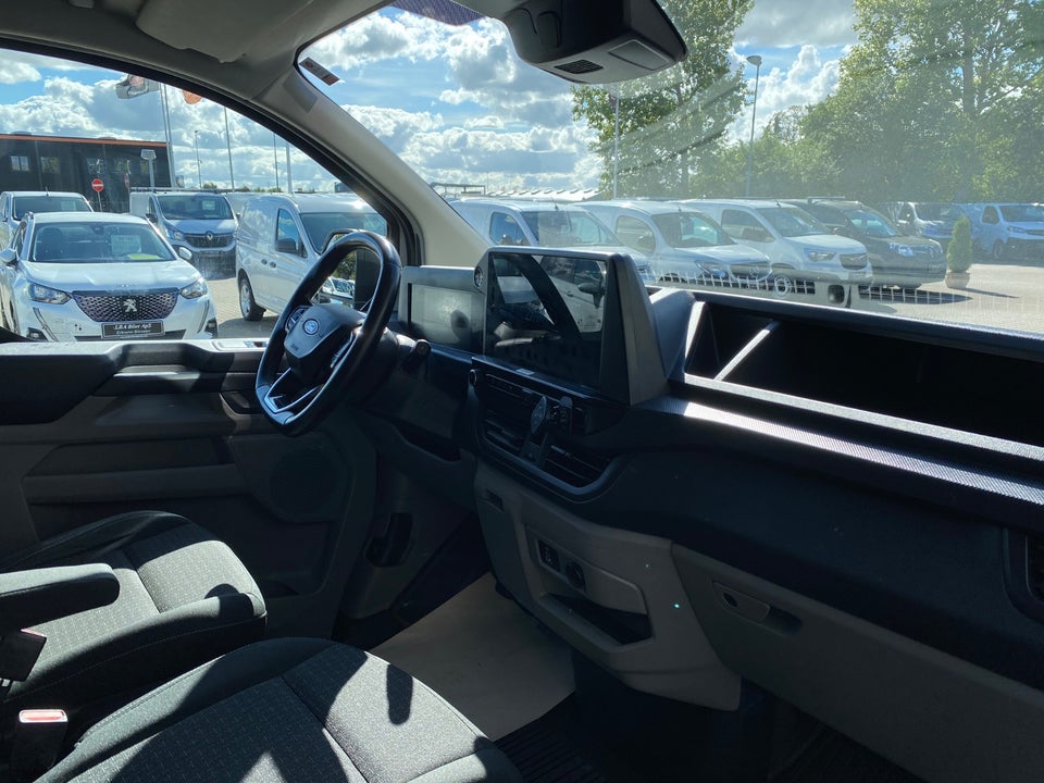 Ford Transit Custom 300 L2 2,0 EcoBlue Trend aut.