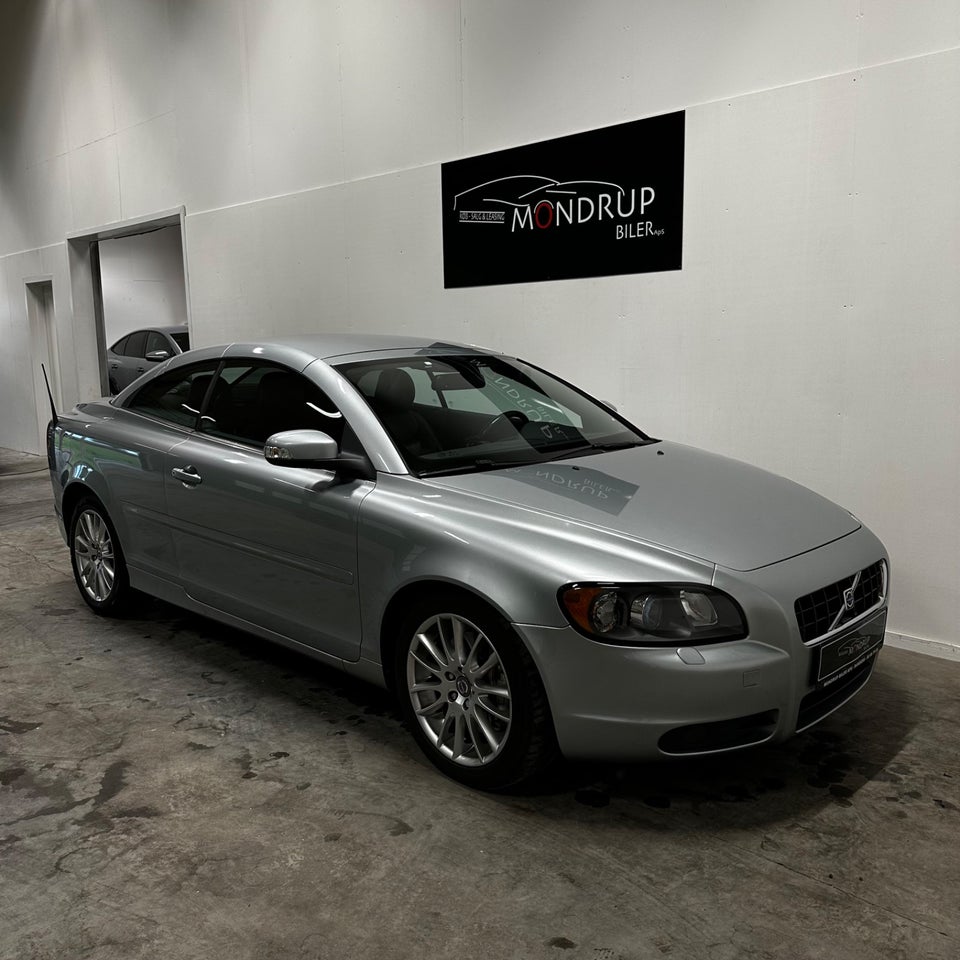 Volvo C70 2,4 D5 aut. 2d