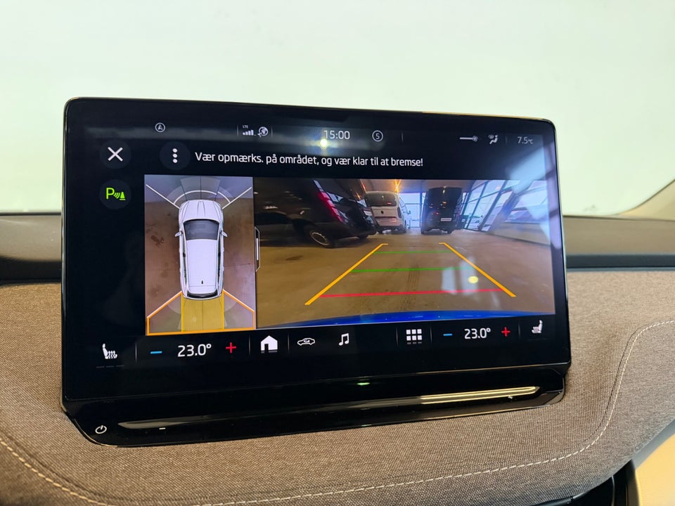 Skoda Enyaq 80 iV Plus Lodge 5d