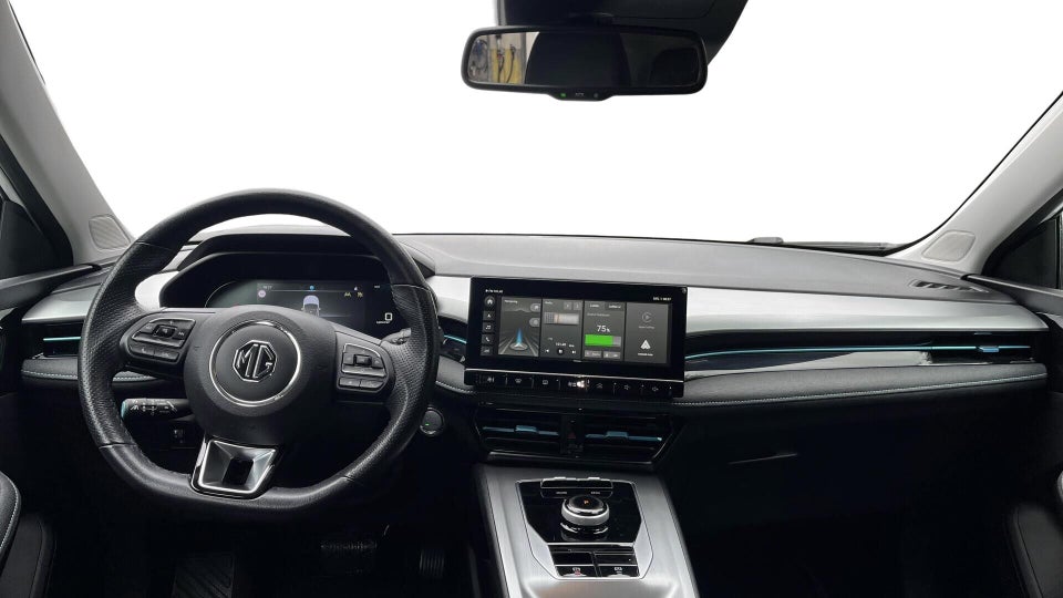 MG MG5 61 Luxury 5d