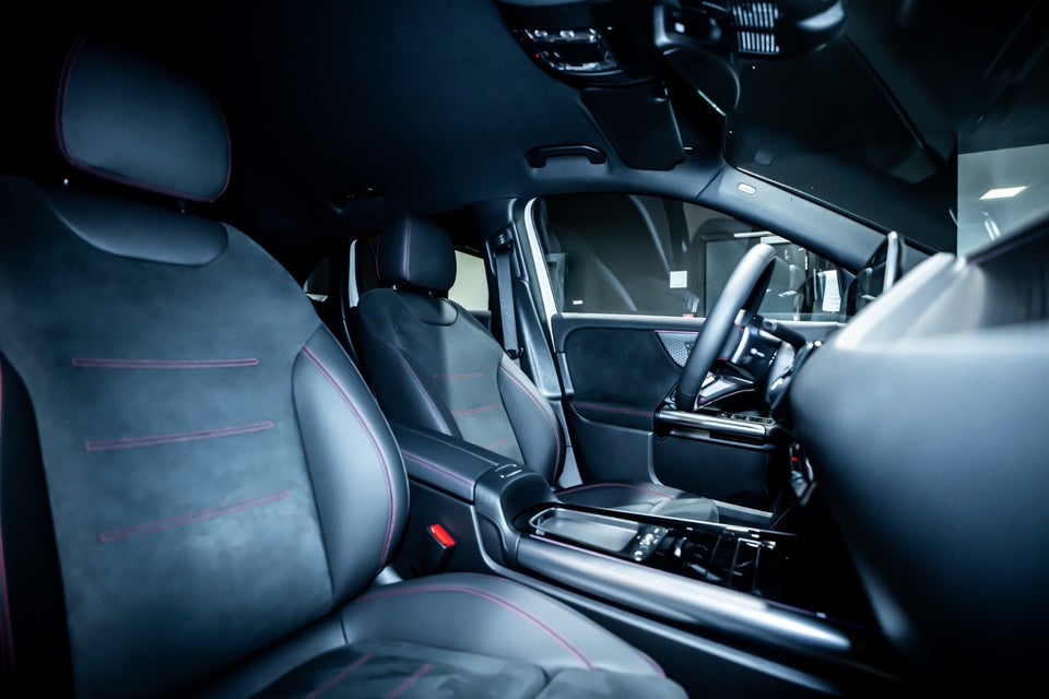 Mercedes EQA250+ AMG Premium 5d