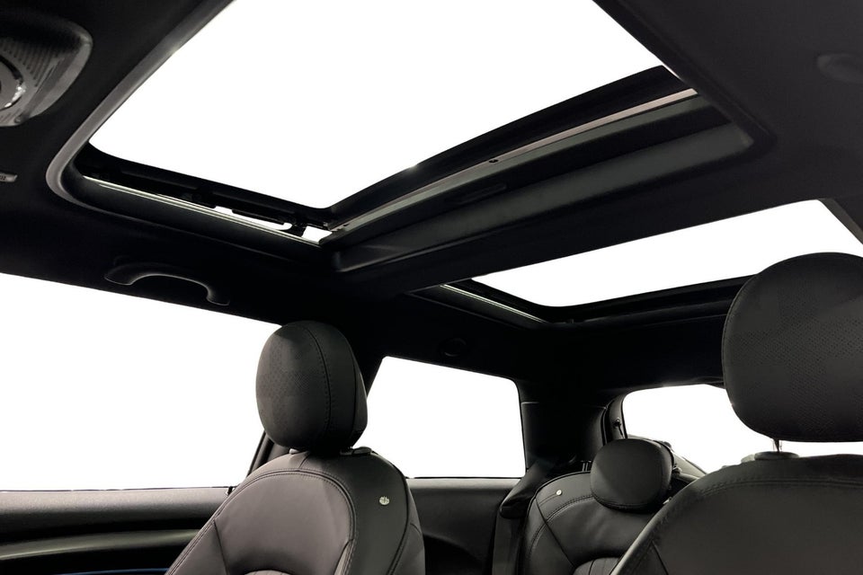 MINI Cooper SE Younique Trim 3d