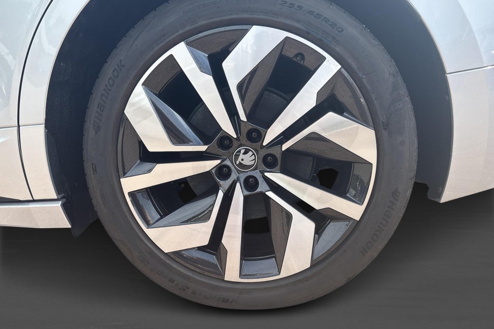 Skoda Enyaq 85 iV Sportline Advanced 5d