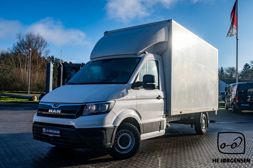 MAN TGE 2,0 3.180 Chassis L4 FWD