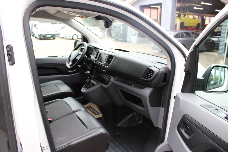 Peugeot Expert 2,0 BlueHDi 120 L2 Plus Van