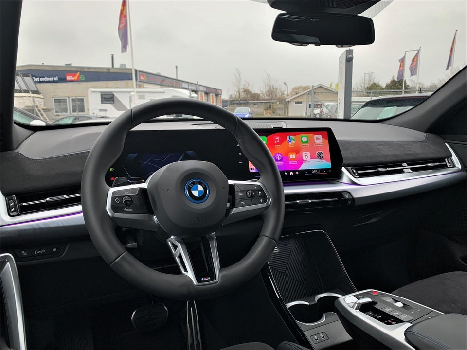 BMW iX2 eDrive20 M-Sport 5d