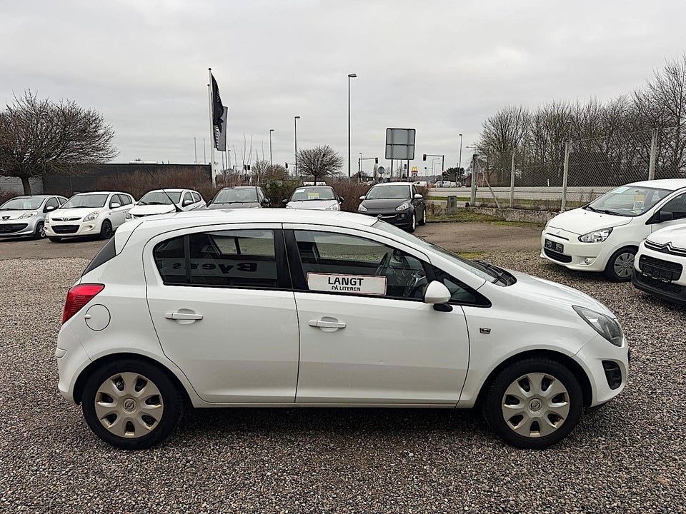 Opel Corsa 1,2 16V Enjoy 5d