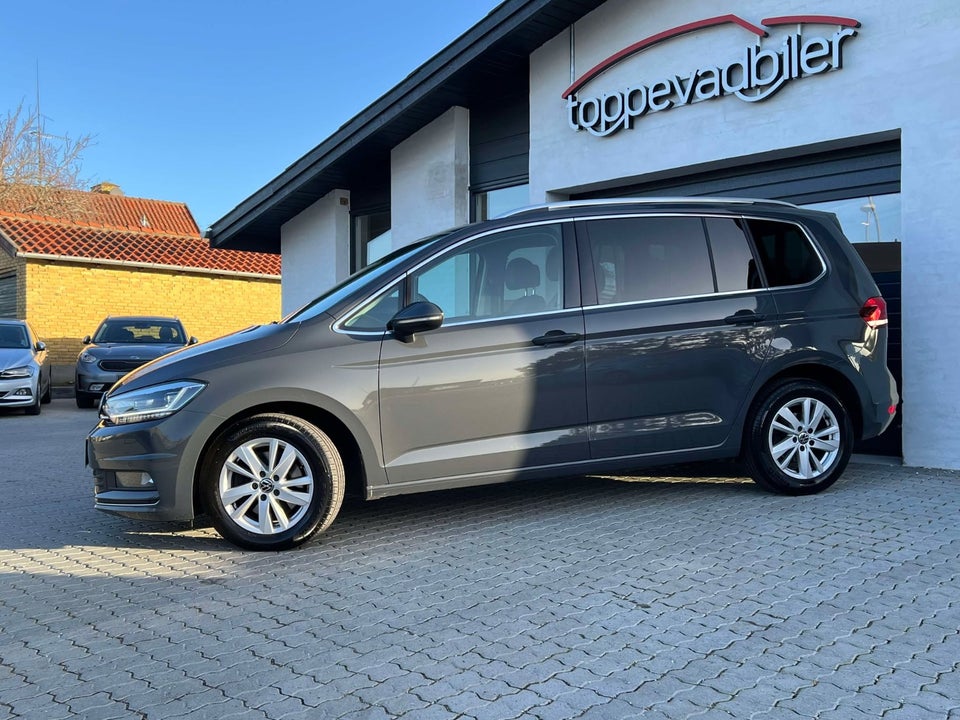 VW Touran 2,0 TDi 150 Highline DSG Van 5d