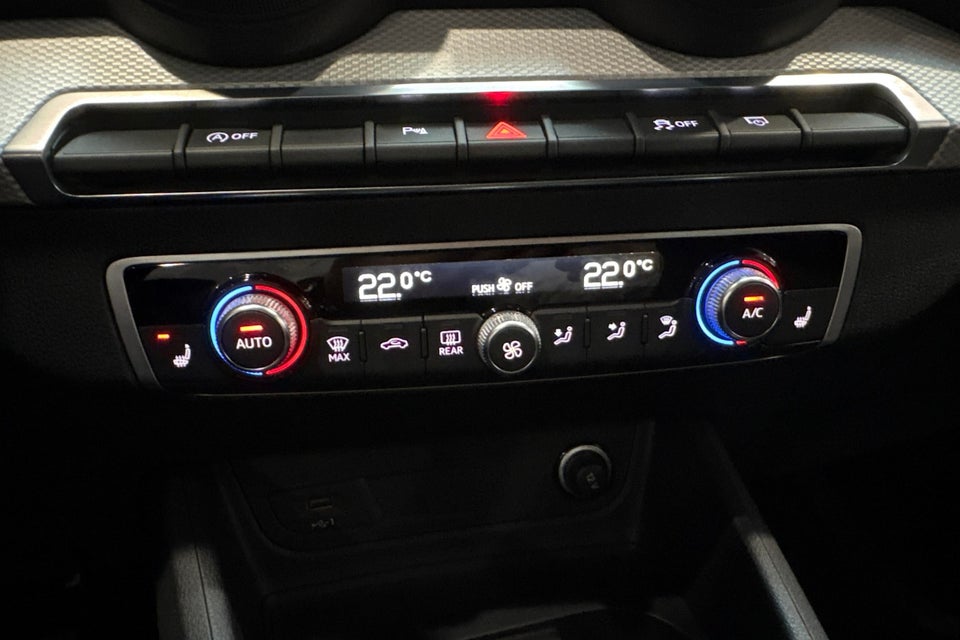 Audi Q2 35 TFSi Prestige S-tr. 5d