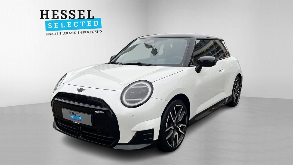 MINI Cooper E JCW Trim M 3d