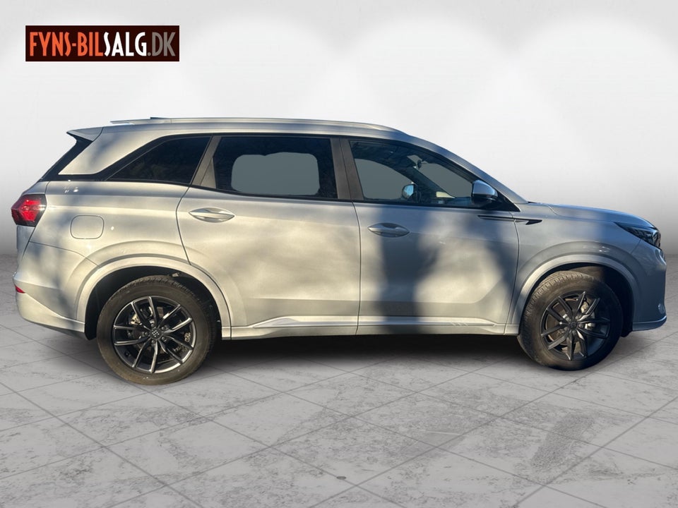 Navor E5 1,5 PHEV Rock 5d